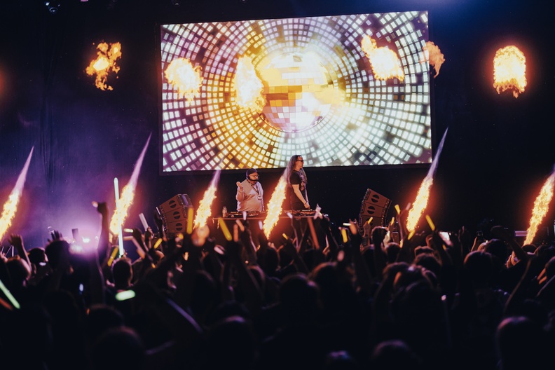 Date 20230408-_MGL7639 Time 23-44-59 Canon EOS R5 50 mm 1-250 sec at f - 1.2 Photo-StevenLopez IG-PewNor.JPG